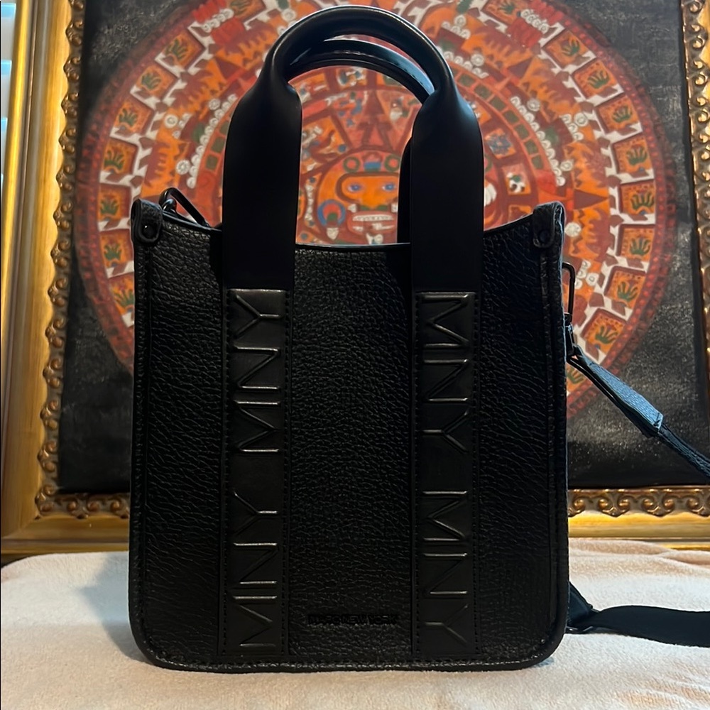 Marc New York Black Pebbled Leather Tote Bag- with Willy-Labubu w/ cola included - Picture 5 of 16